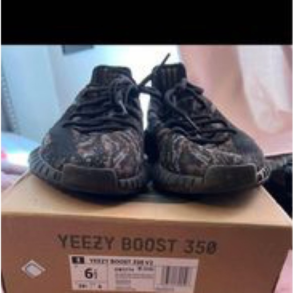 yeezy boost womens size 6.5